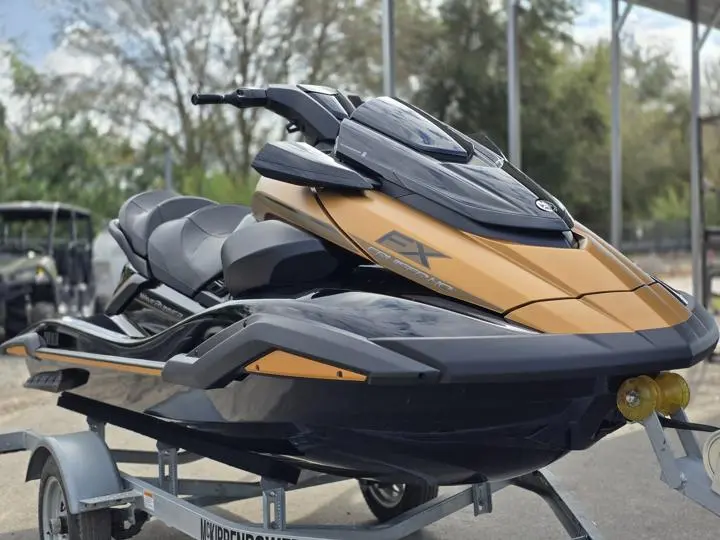 2025 Yamaha WaveRunners Fx Cruiser Ho w/ Audio - Photo 8
