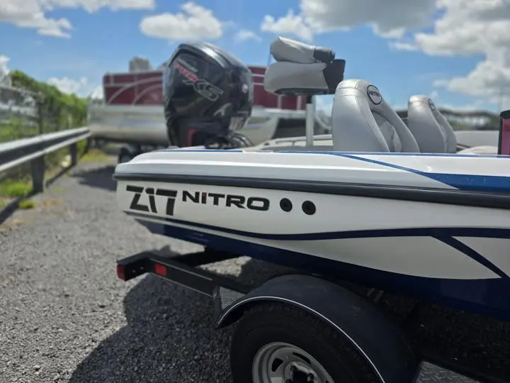 2017 Nitro Z17 - Photo 9