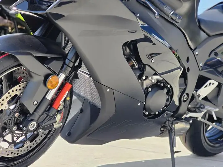 2025 Kawasaki Ninja Zx-10r - Photo 5