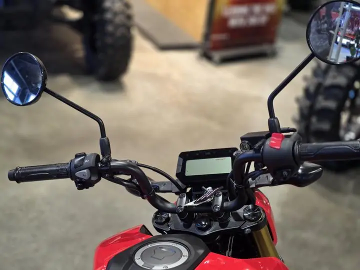 2025 Honda® Grom - Photo 11