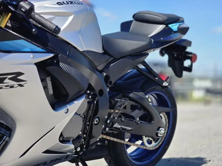 2026 Suzuki Gsx-R750 - Photo 6