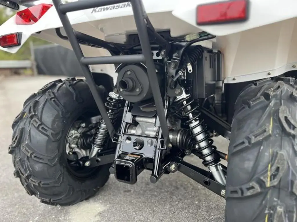 2025 Kawasaki Brute Force 450 4x4 - Photo 9