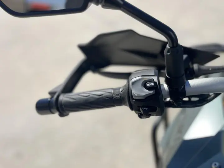 2024 Suzuki V-Strom 800de Adventure - Photo 14
