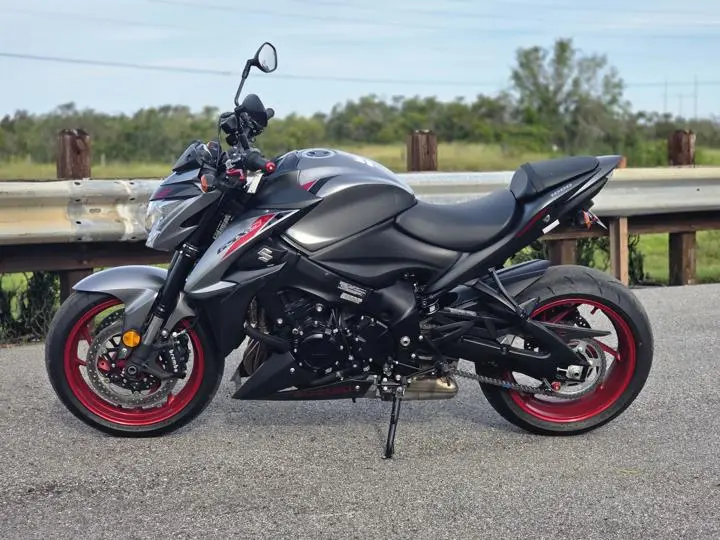 2020 Suzuki GSX-S 1000 - Photo 7