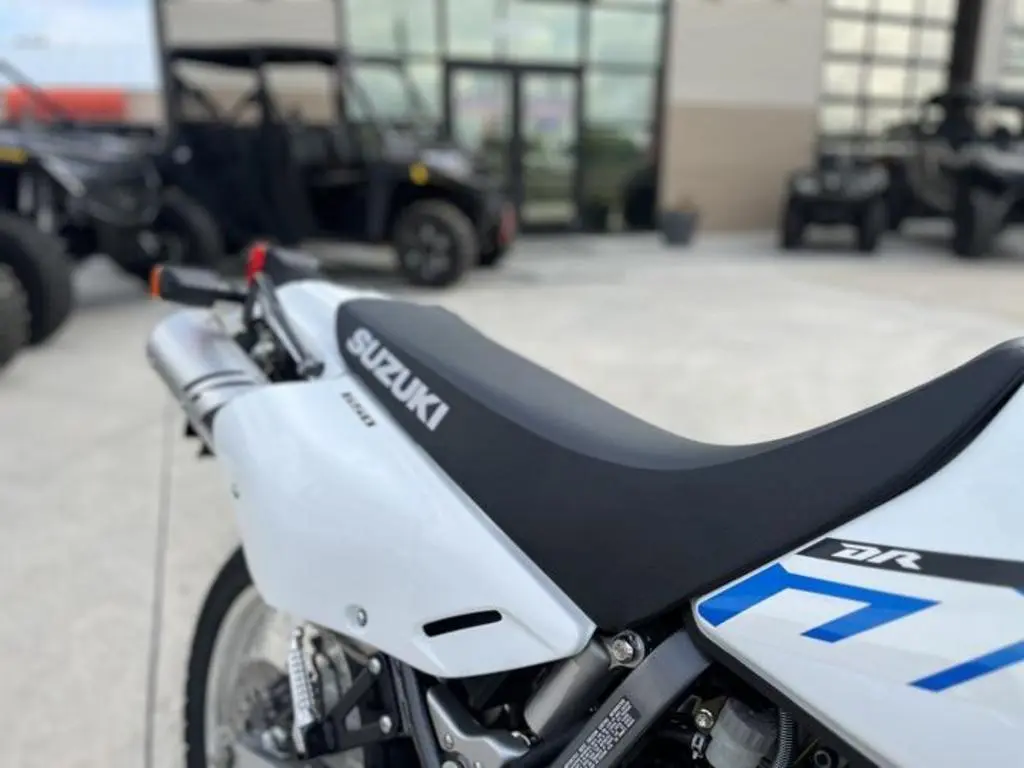 2024 Suzuki DR650S - Photo 14