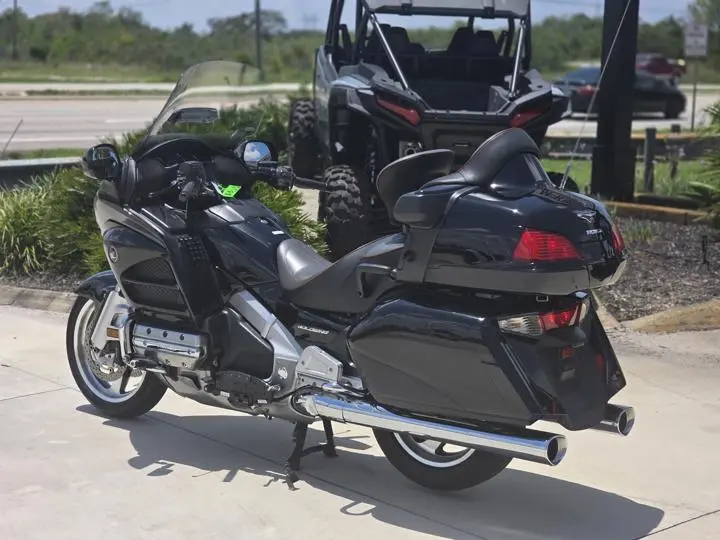 2015 Honda® Gold Wing Audio Comfort - Photo 8