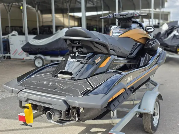 2025 Yamaha WaveRunners Fx Cruiser Ho w/ Audio - Photo 6
