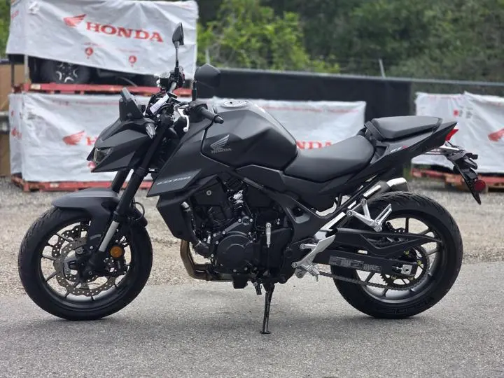 2025 Honda® Cb750 Hornet - Photo 6