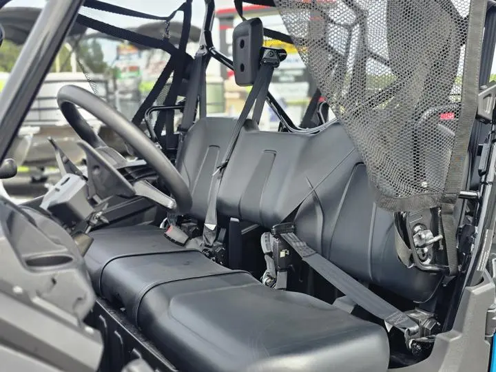 2025 Honda® Pioneer 1000-6 Deluxe Crew - Photo 18