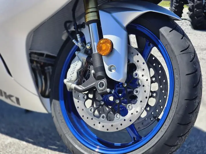2026 Suzuki Gsx-R750 - Photo 12