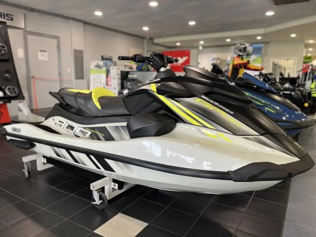 2025 Yamaha WaveRunners GP HO - Photo 8