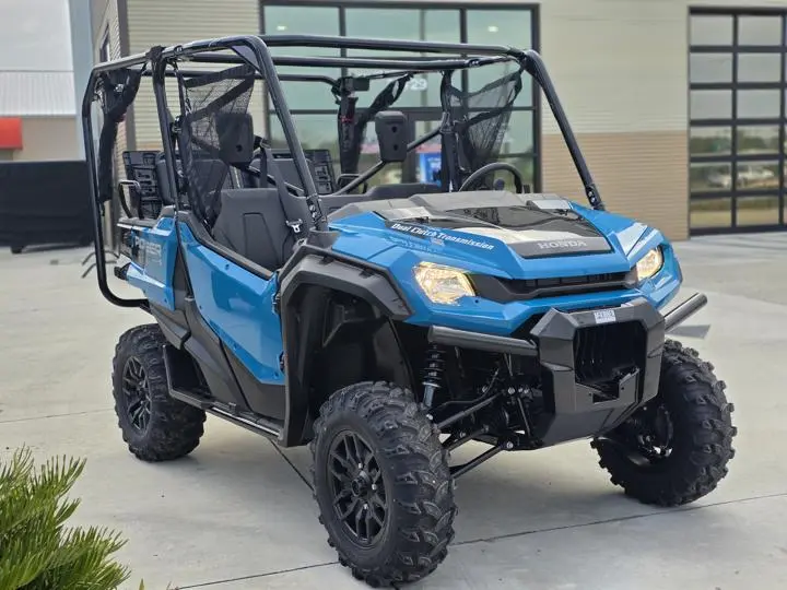 2025 Honda® Pioneer 1000-5 Deluxe - Photo 10