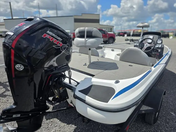 2017 Nitro Z17 - Photo 6