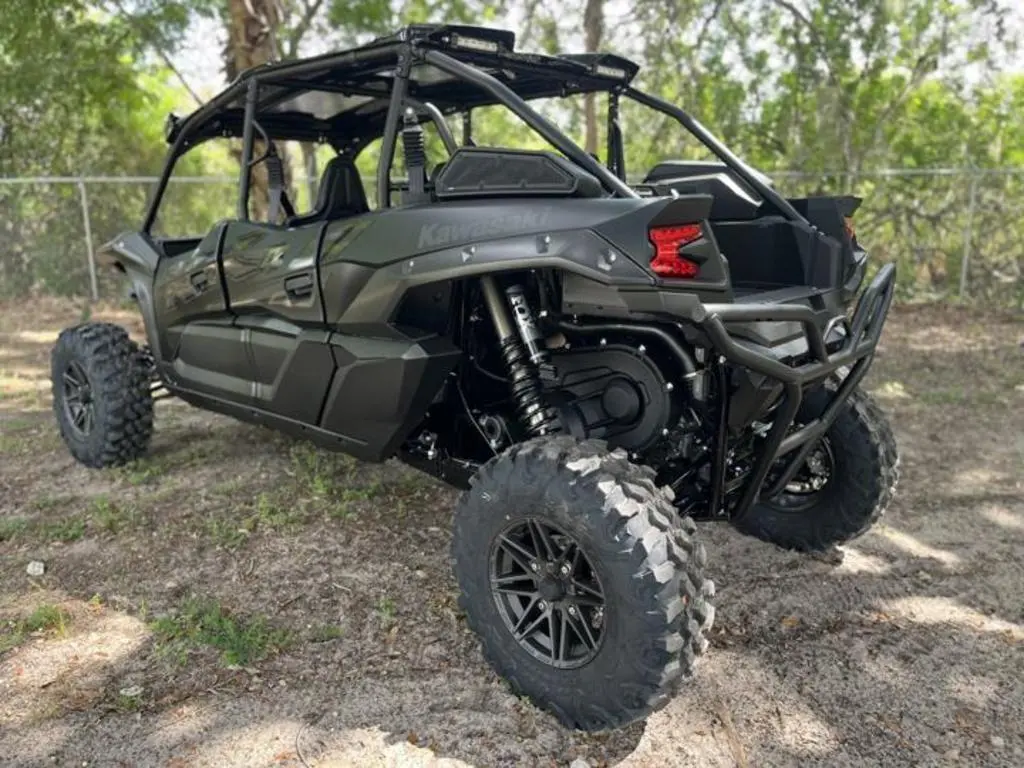 2025 Kawasaki Teryx KRX4 1000 Blackout Edition - Photo 6