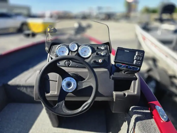 2021 Tracker® Boats Super Guide V-16 - Photo 16