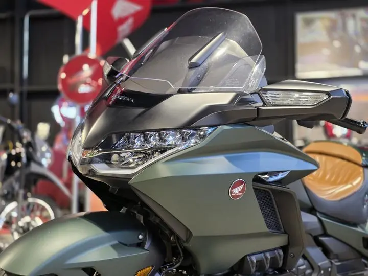 2024 Honda® Gold Wing Automatic Dct - Photo 4