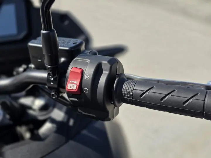 2025 Honda® Transalp - Photo 15