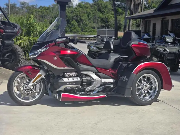2021 Honda® Gold Wing Tour Automatic Dct Trike - Photo 2