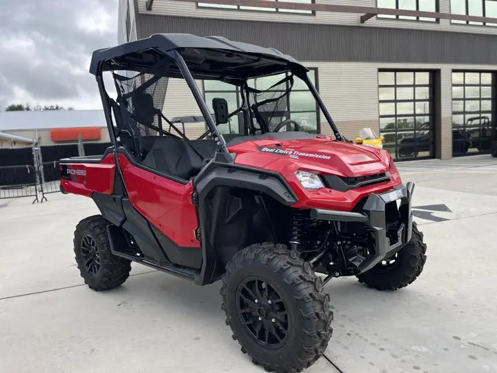 2025 Honda® Pioneer 1000 Deluxe - Photo 11