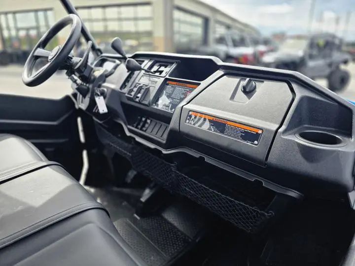 2025 Honda® Pioneer 1000-6 Deluxe Crew - Photo 19