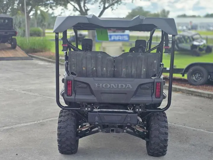 2024 Honda® Pioneer 1000-5 - Photo 7
