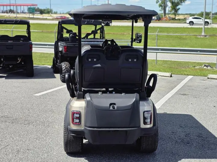 2025 Icon EV EPIC E40FX - Photo 7