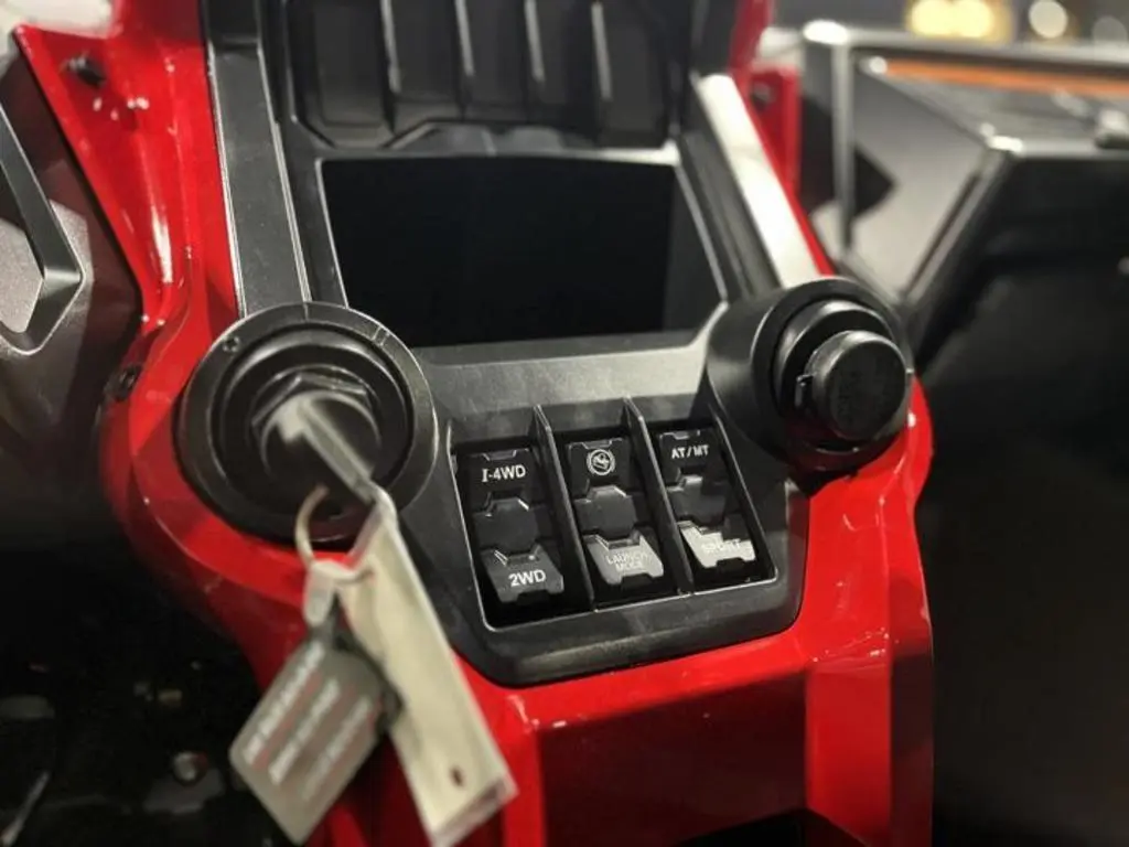 2024 Honda® Talon 1000R-4 FOX Live Valve - Photo 18