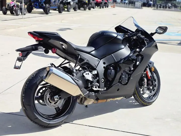 2025 Kawasaki Ninja Zx-10r - Photo 10
