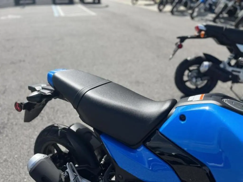 2025 Honda® Grom - Photo 12