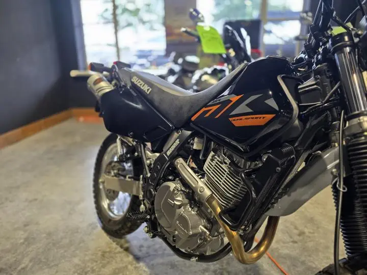 2024 Suzuki DR650S - Photo 10