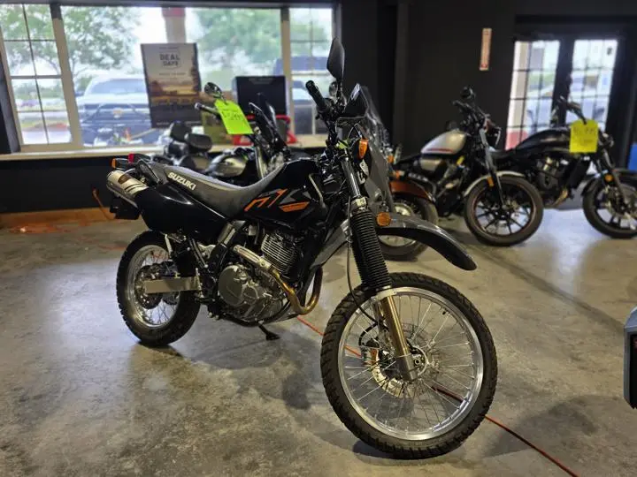 2024 Suzuki DR650S - Photo 9