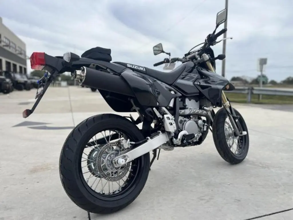 2024 Suzuki DR-Z400SM - Photo 9