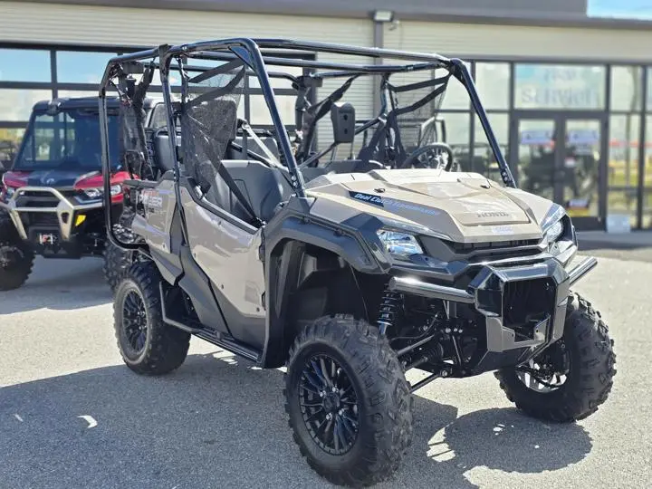 2025 Honda® Pioneer 1000-5 MCK Custom - Photo 9