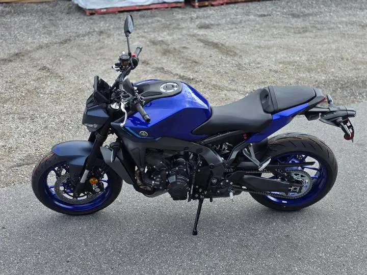 2025 Yamaha Mt-09 - Photo 6
