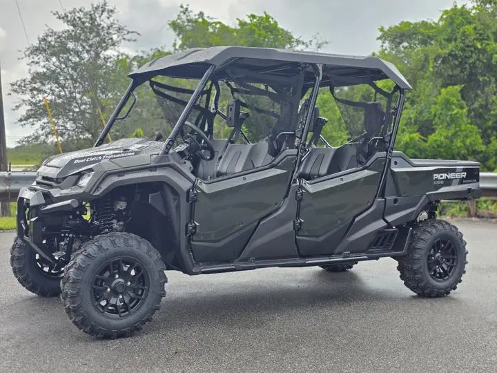 2025 Honda® Pioneer 1000-6 Deluxe Crew - Photo 2