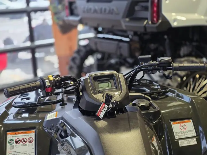 2025 Honda® Fourtrax Rancher 4x4 - Photo 15