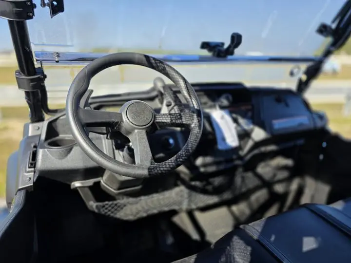 2025 Honda® Pioneer 1000-5 Deluxe - Photo 12