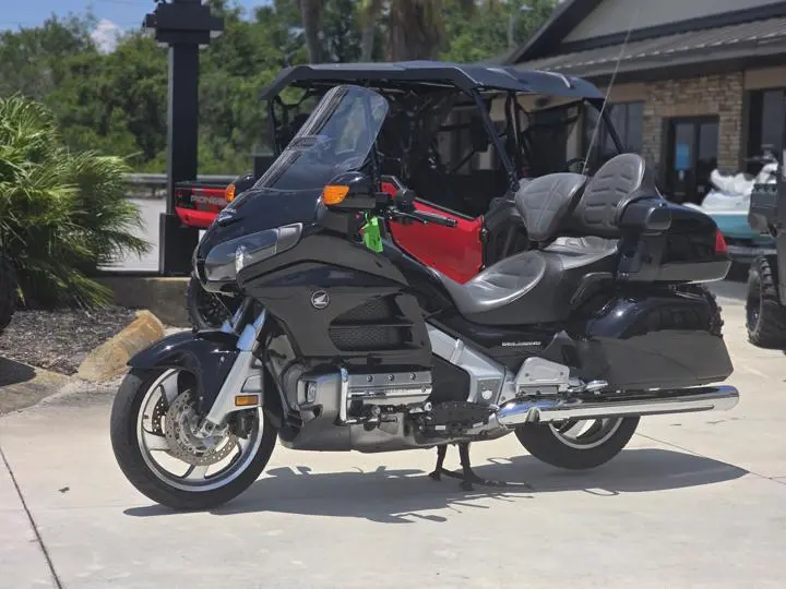 2015 Honda® Gold Wing Audio Comfort - Photo 2