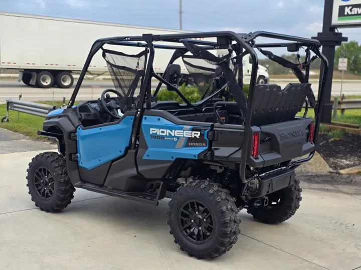 2025 Honda® Pioneer 1000-5 Deluxe - Photo 6