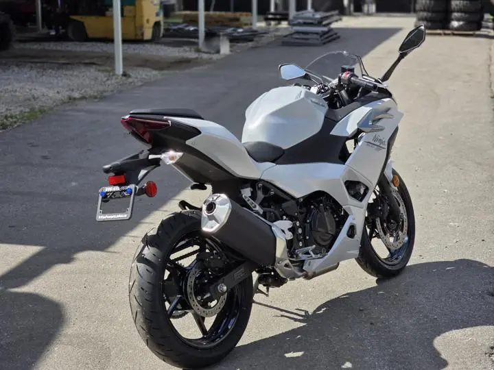 2025 Kawasaki Ninja 500 Abs - Photo 8