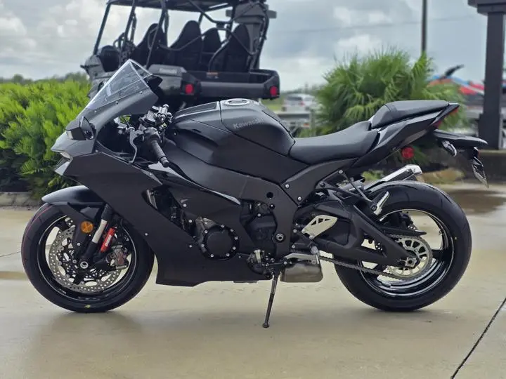 2025 Kawasaki Ninja ZX-10R ABS - Photo 5