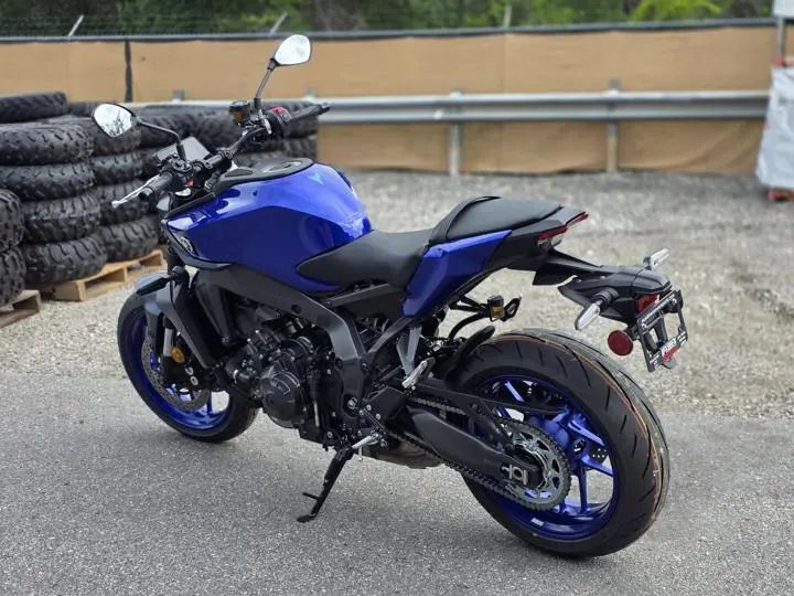 2025 Yamaha Mt-09 - Photo 7