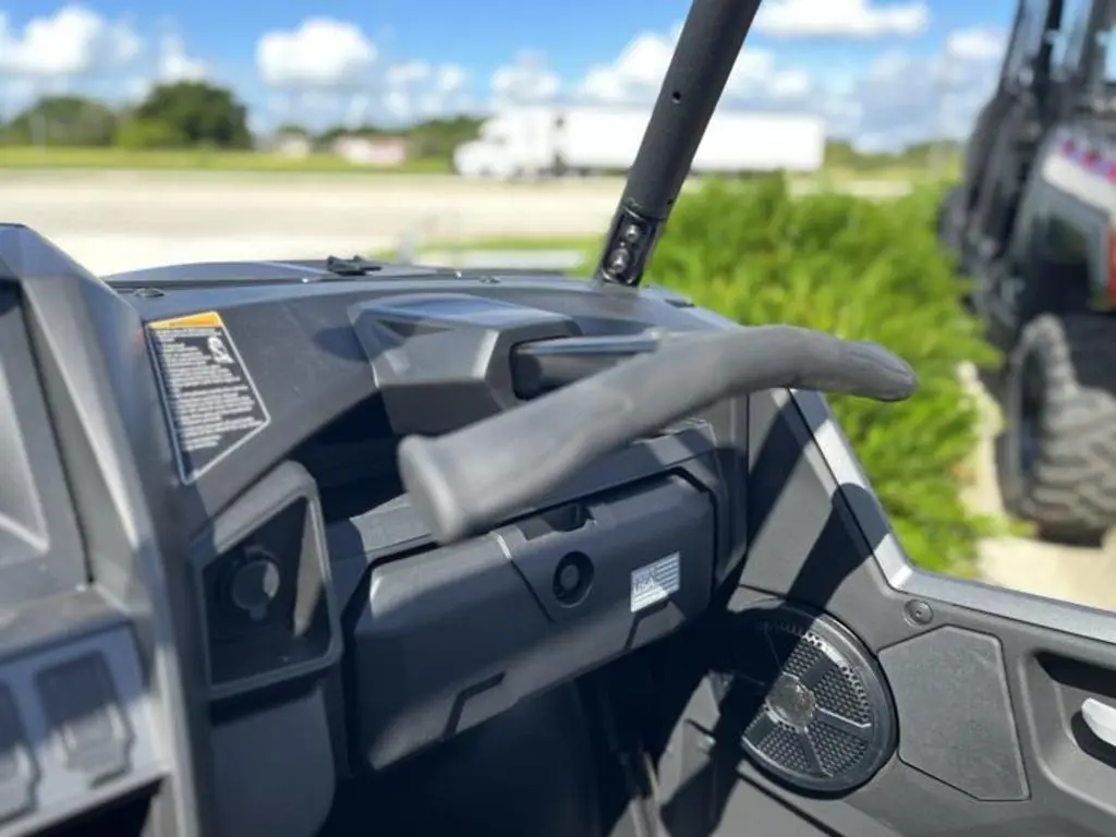 2025 Yamaha Wolverine RMAX2 1000 XT-R - Photo 19