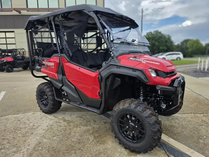 2025 Honda® Pioneer 1000-5 Deluxe - Photo 10