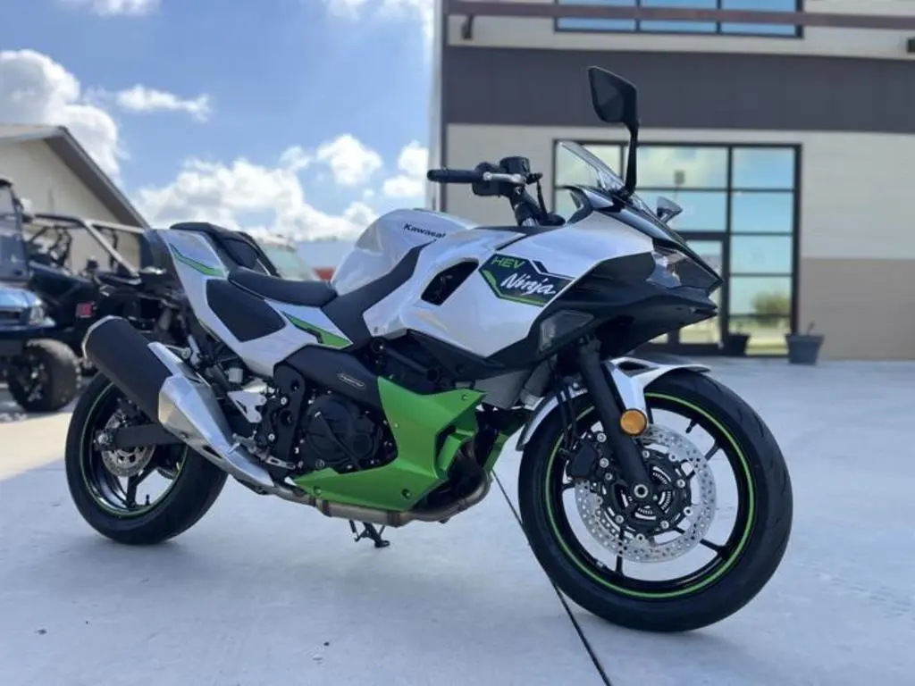 2024 Kawasaki Ninja 7 Hybrid ABS - Photo 13