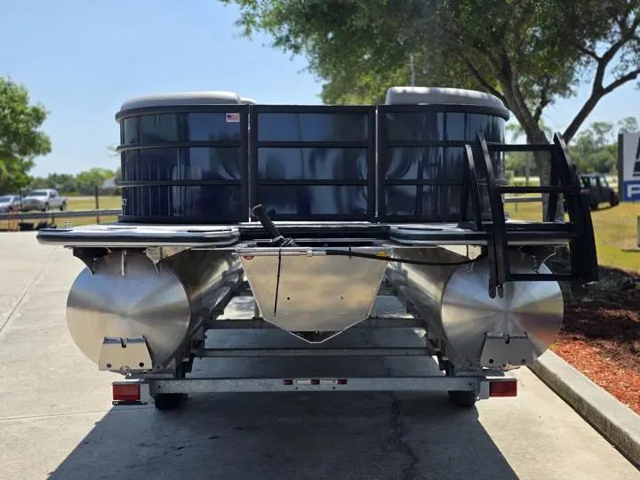 2025 Bentley Pontoons Legacy 200 Navigator - Photo 5
