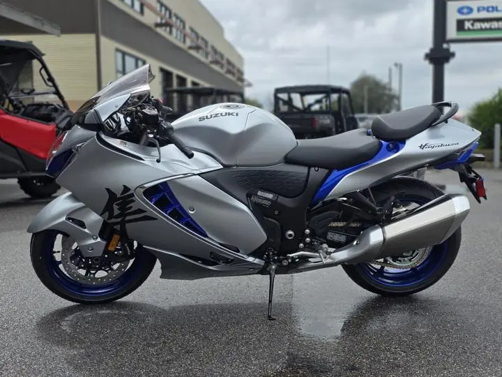 2025 Suzuki Hayabusa - Photo 6
