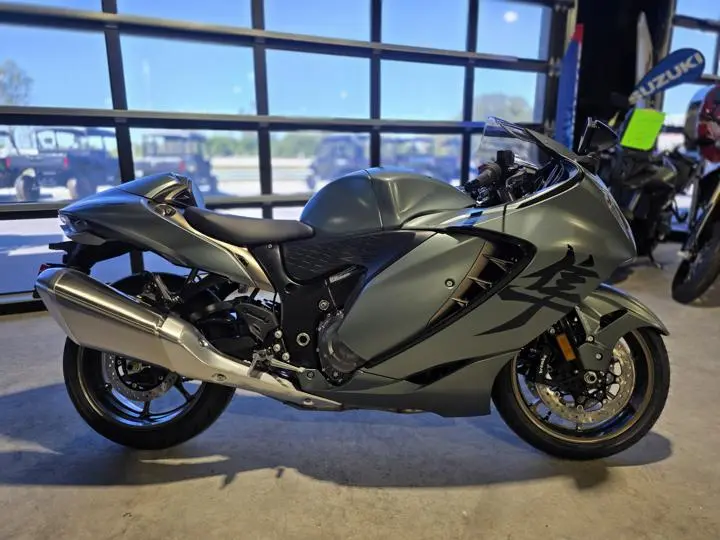 2025 Suzuki Hayabusa - Photo 11