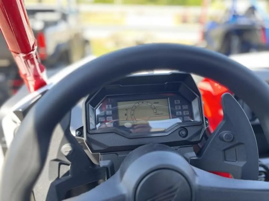 2024 Honda® Talon 1000R FOX Live Valve - Photo 18