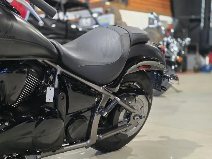 2024 Kawasaki Vulcan 900 Custom - Photo 5